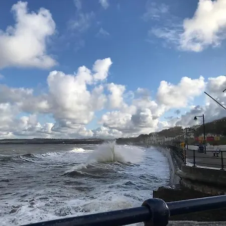Brooklands Seaside Retreat Flat 6 * Filey